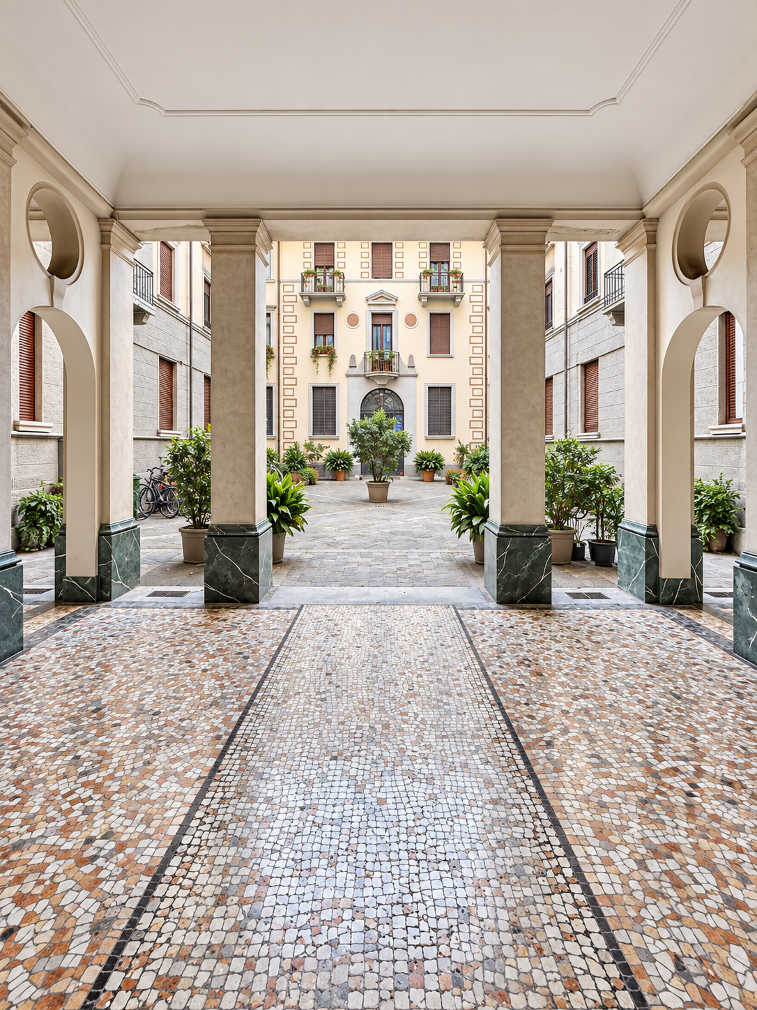 04 - Atrio ingresso palazzo