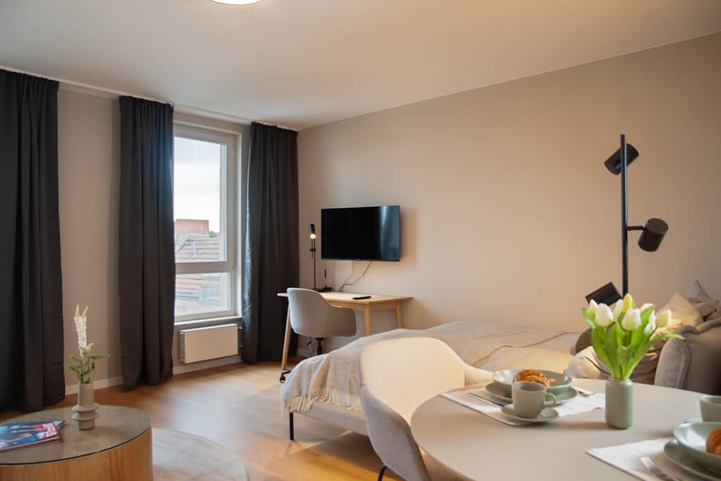 2 - Esstisch zu Bett 2 - Esstisch zu Bett