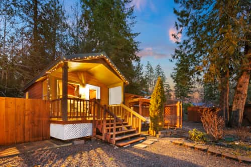 Cabin Rentals & Wedding Venue | Robin Hood Village Resort Hood Canal