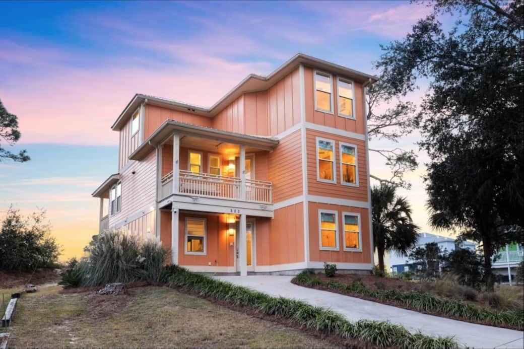 Over 3k Sqft, Central Location!  Awesome Sunrise & Sunset Gulf/Bay Views, Best Value on the Cape!!