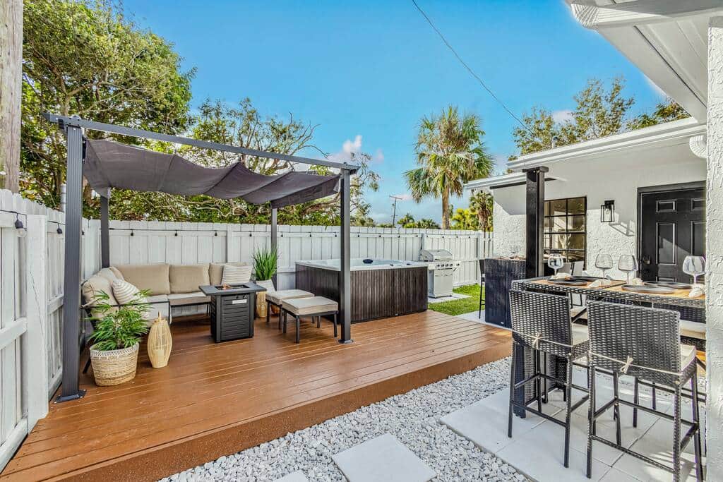 Beautiful back patio with a hot tub!