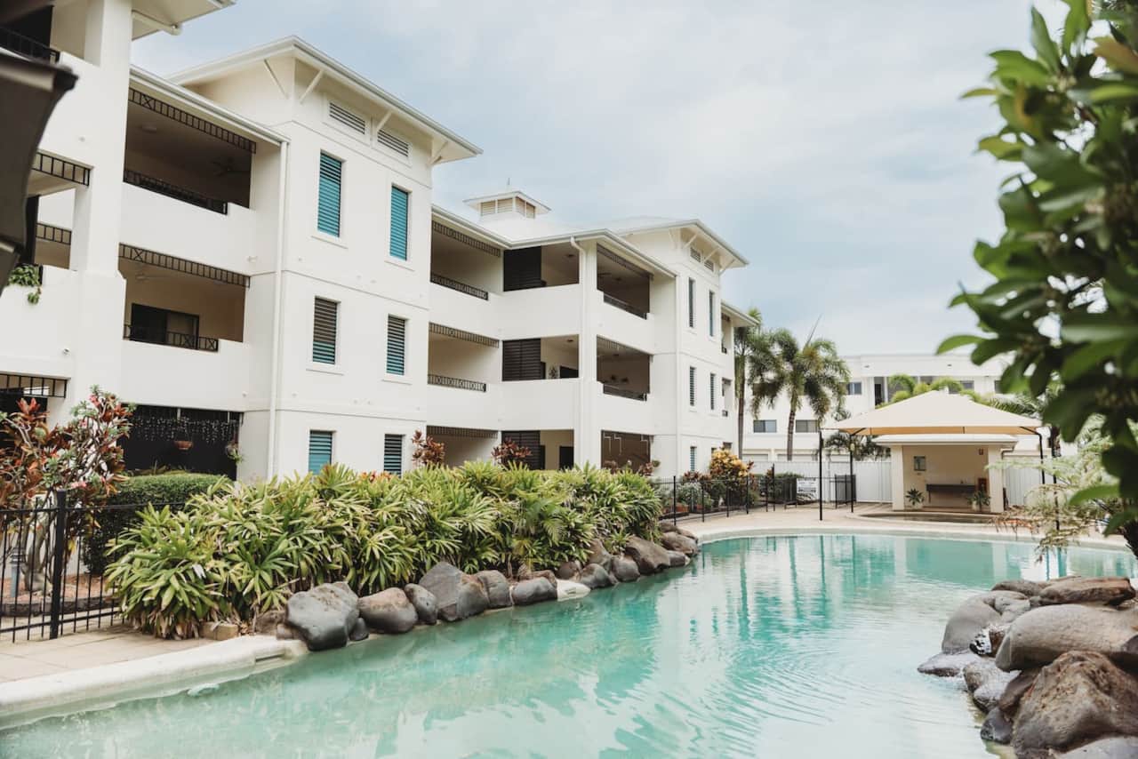 Tropical pool