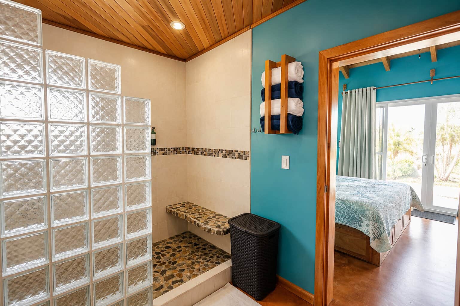 Top Floor Ensuite Bathroom.jpg