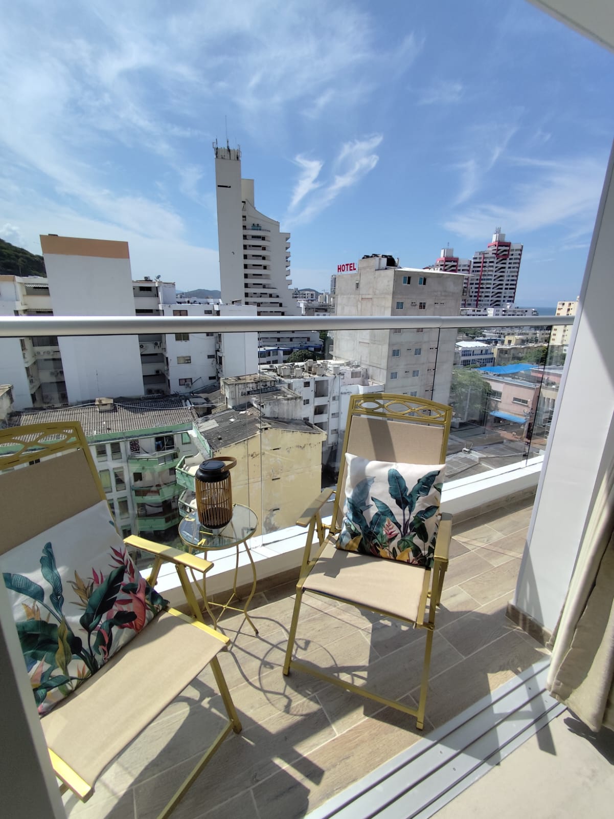 Apartamento Sky Golden en Rodadero con Piscina Increíble
