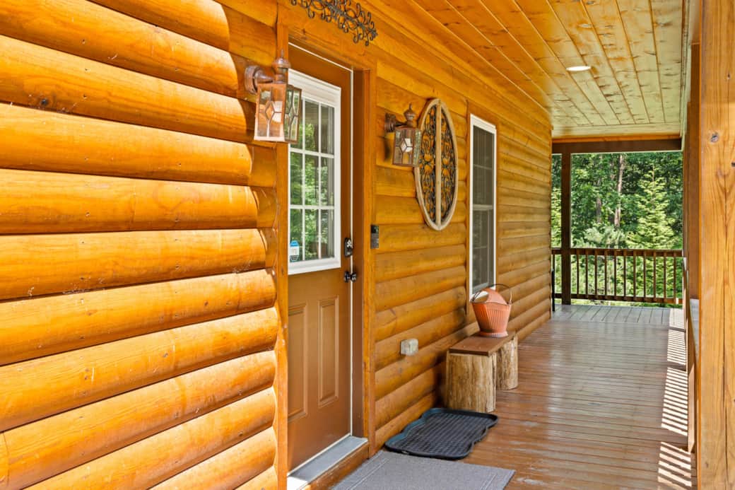 Welcome to the Barred Owl Lodge