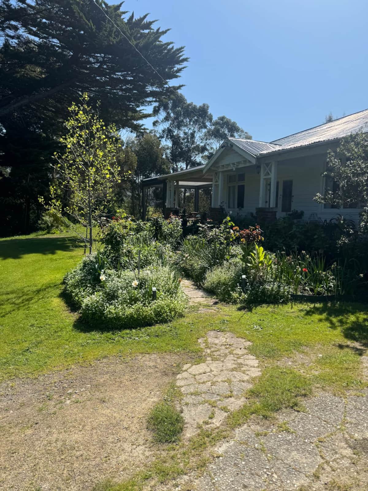 Screenshot of River Front Estate