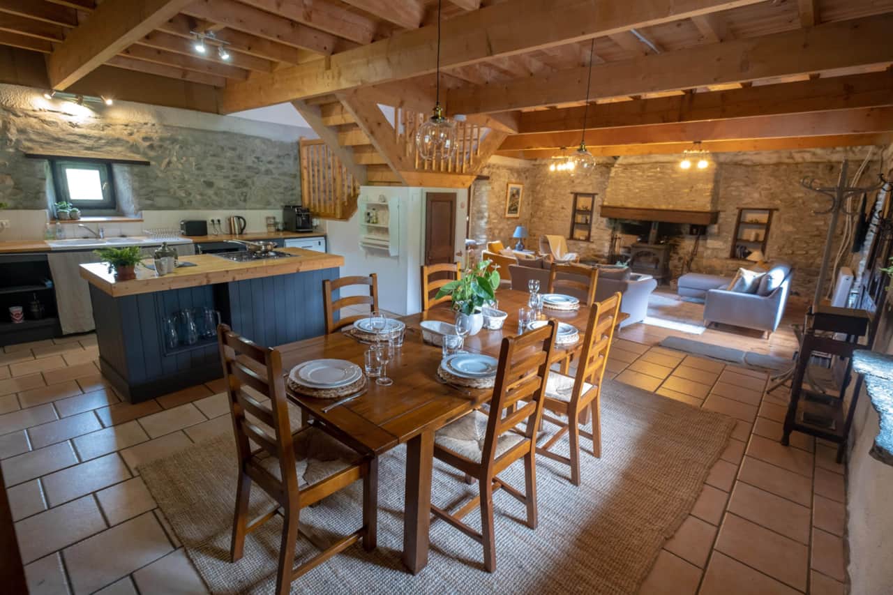 Dining seating for 6. A baby high chair is available on request.  