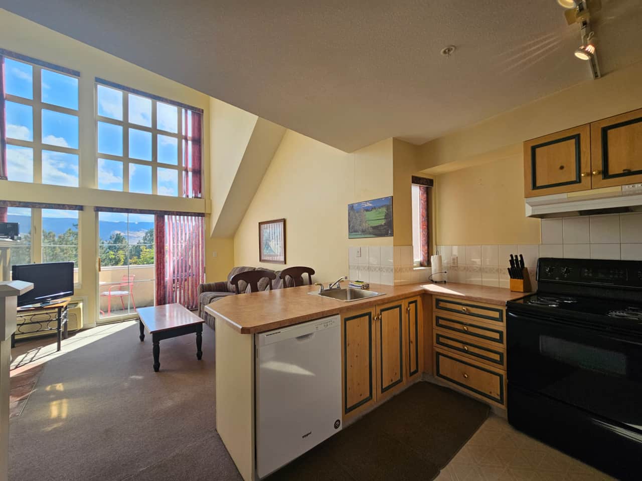 309 Kitchen