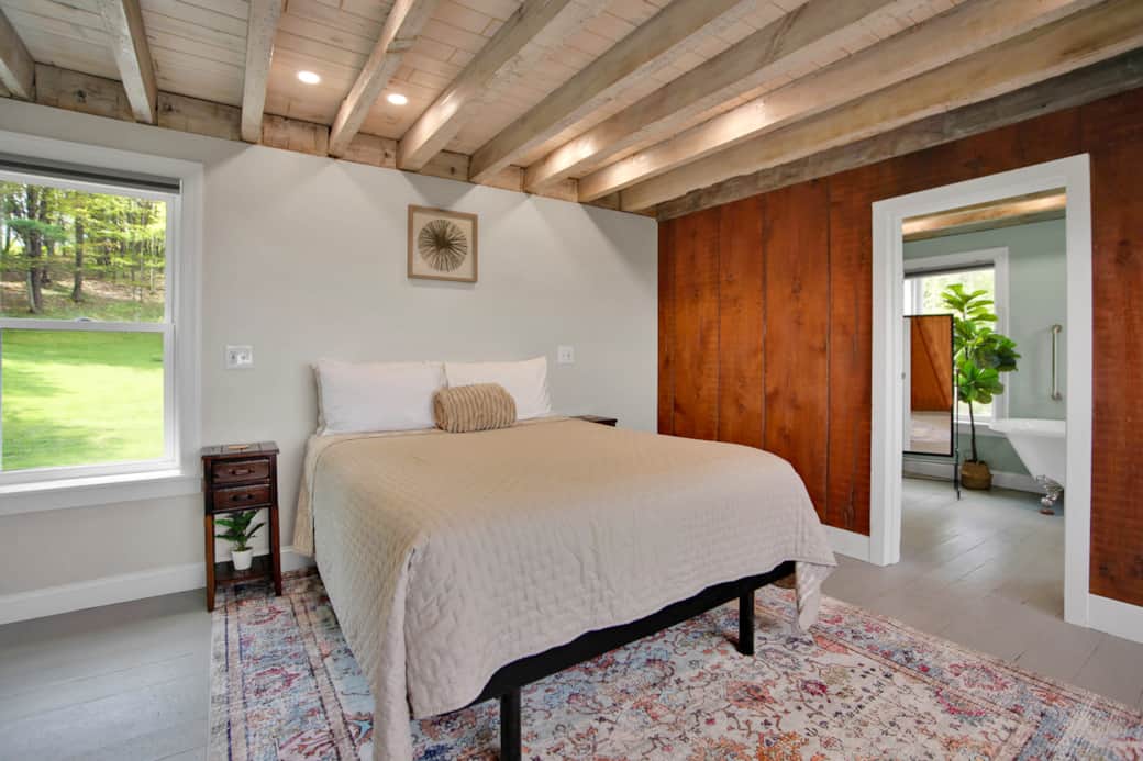 Bedroom 2, queen bed, 2nd level, attached bathroom