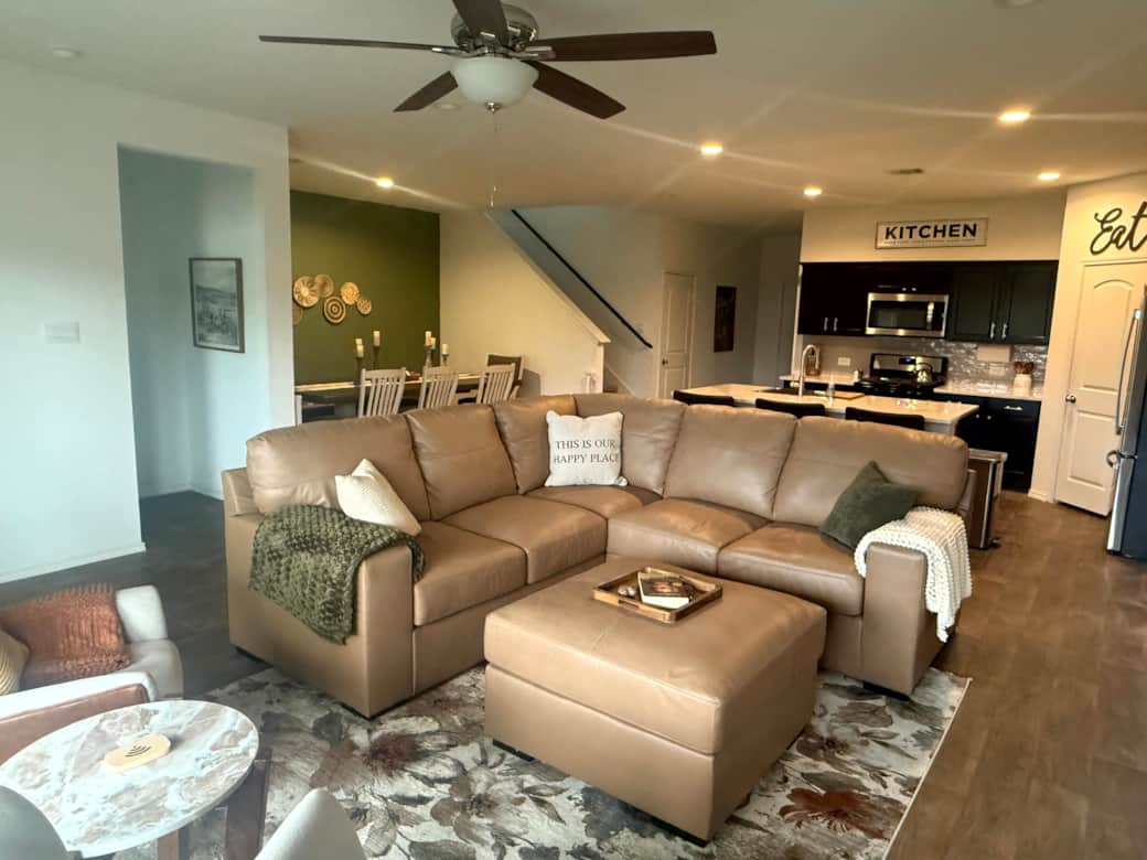 Living Area_2