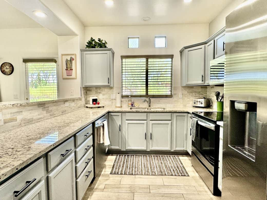 Nicely Updated Kitchen with Granite Nicely Updated Kitchen with Granite