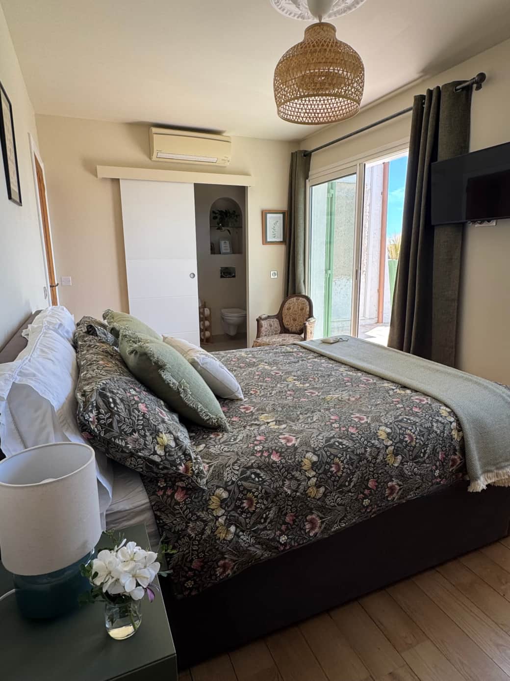 Bedroom Bedroom