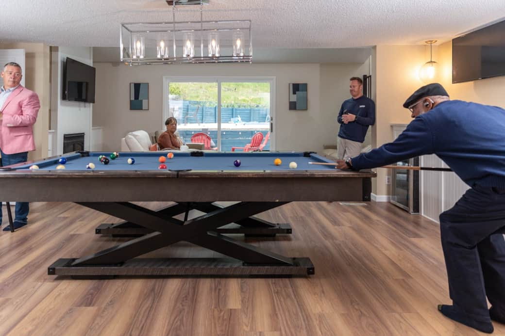 Pool table game
