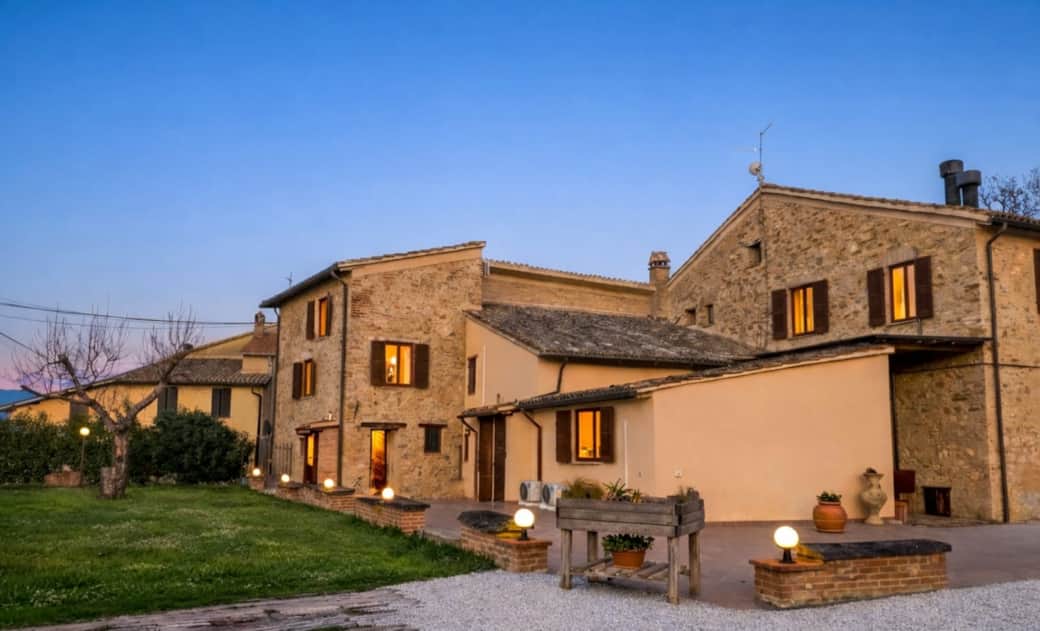 Casolare laterale sinsitra