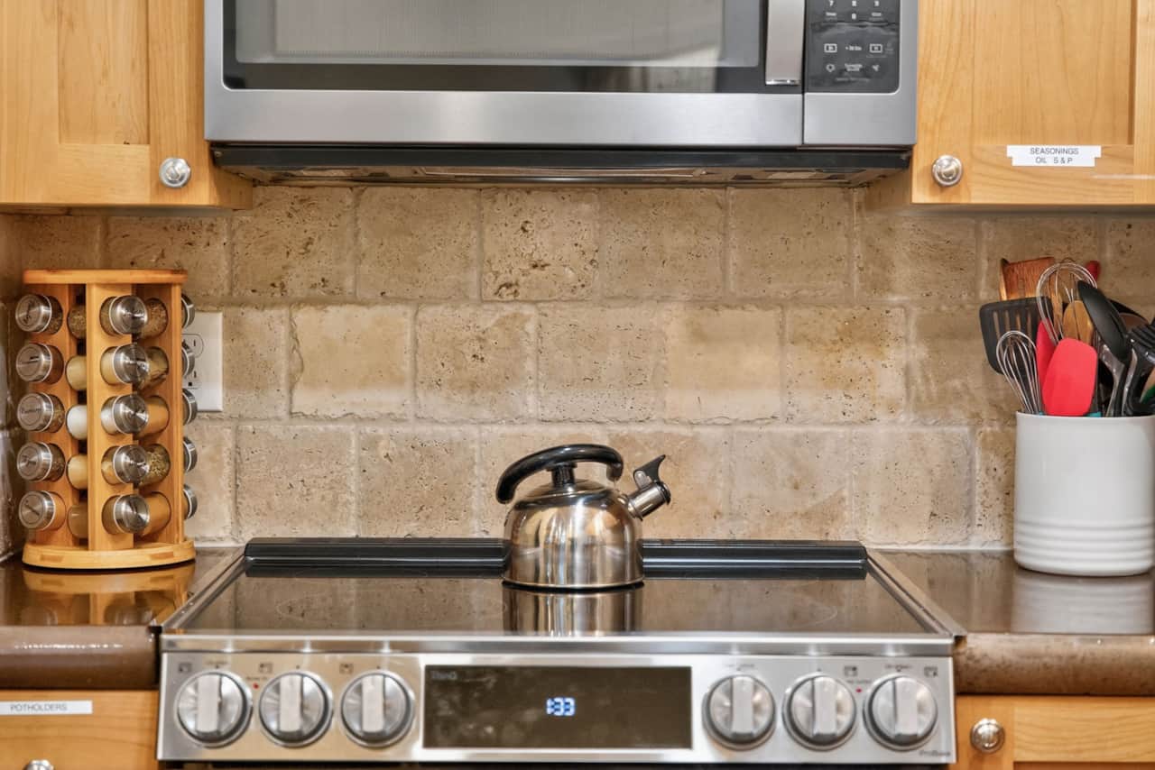 Lower stove top.jpg
