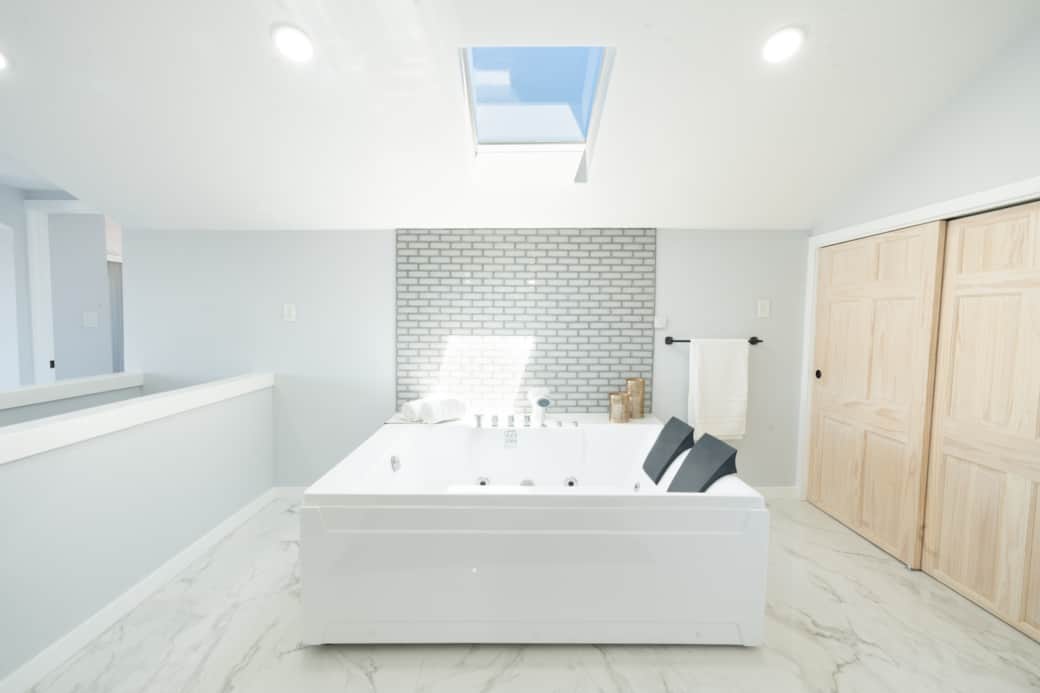 2 Person Jacuzzi