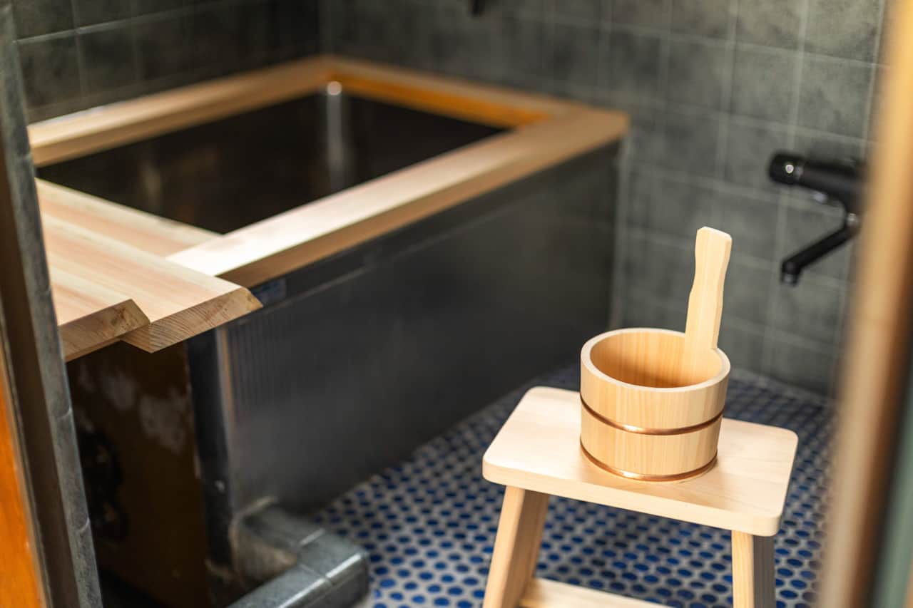Tokyo holiday home japanese soaking bath