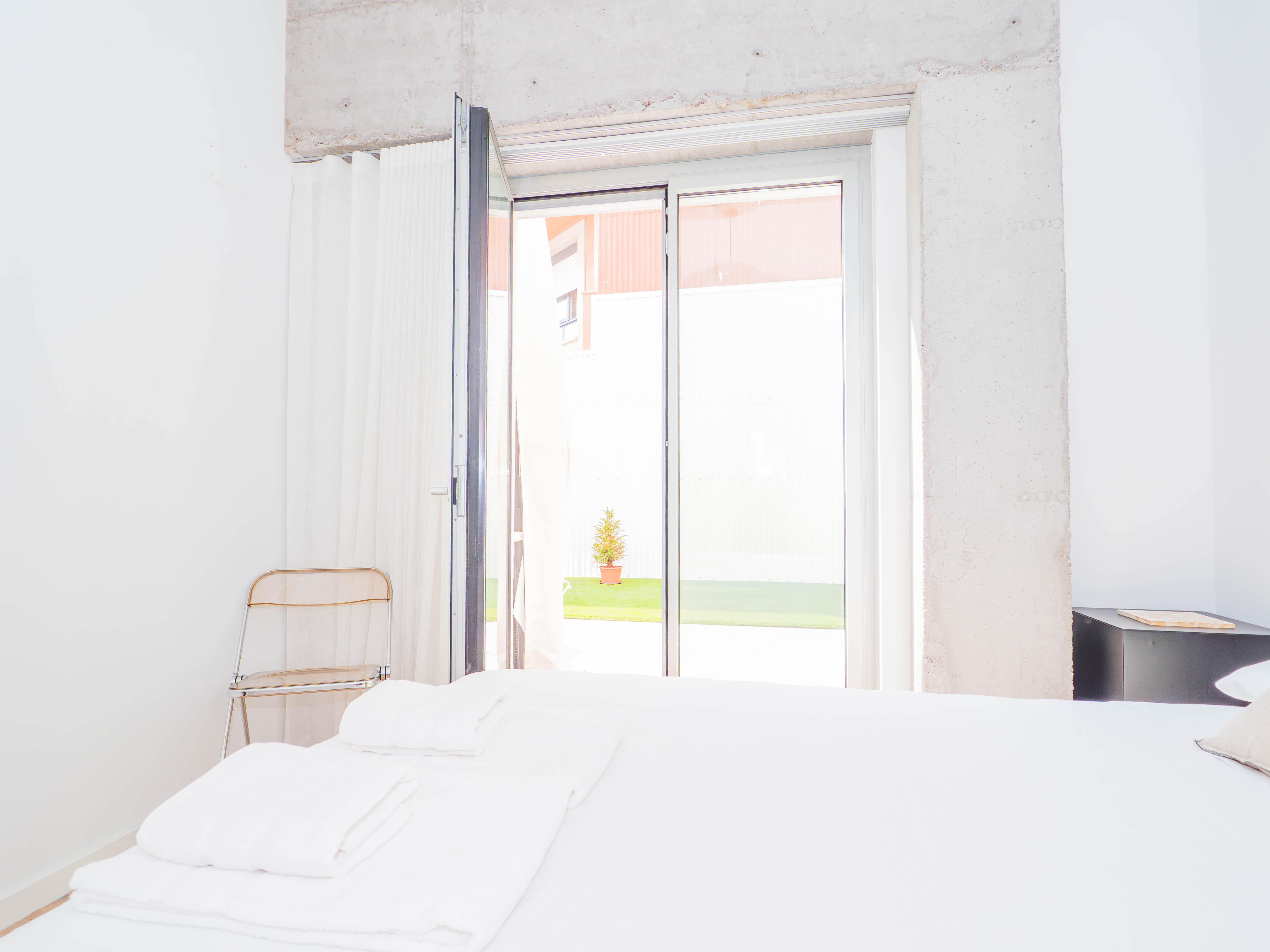 Pi y Margall Suite by YBH