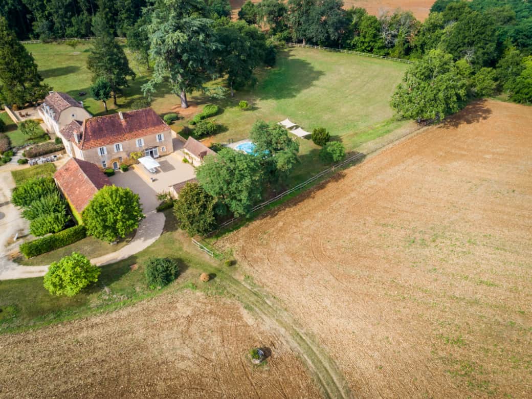 Le Domaine dévoile toute sa splendeur, entre nature préservée et architecture d'exception Le Domaine dévoile toute sa splendeur, entre nature préservée et architecture d'exception