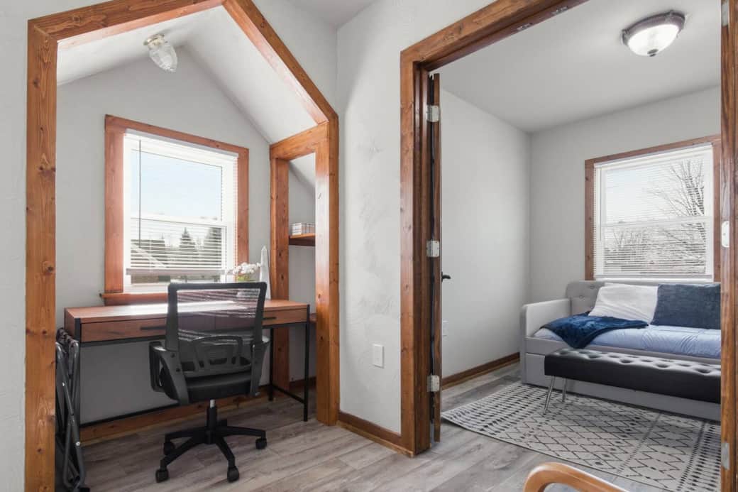 High speed internet and a comfortable desk and desk chair are a quiet, peaceful place to catch up on work. High speed internet and a comfortable desk and desk chair are a quiet, peaceful place to catch up on work.