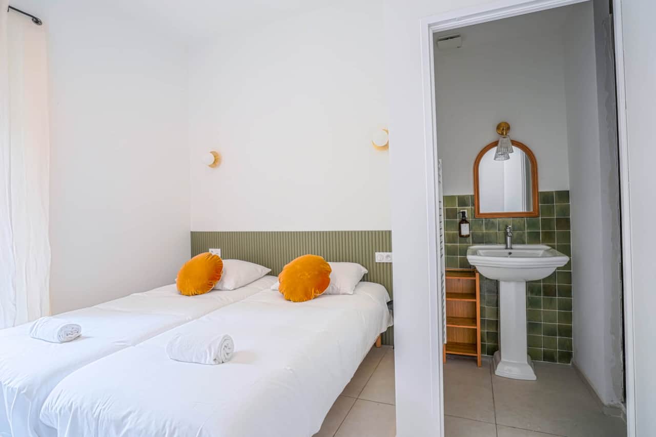 Room 1