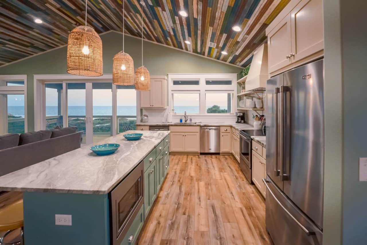 Fully-Stocked Kitchen