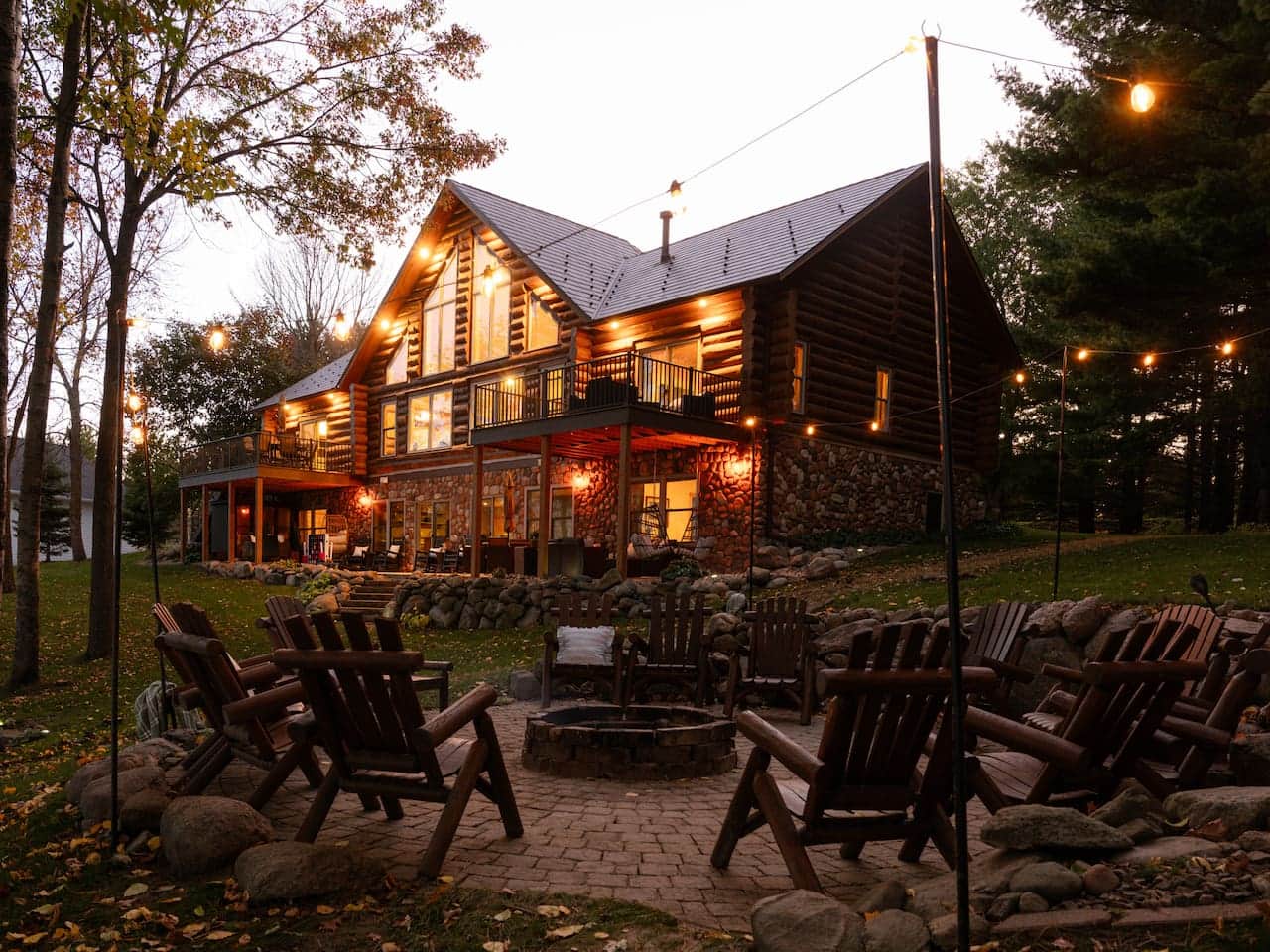 Cozy fires, starry skies, and conversations that last well into the night.