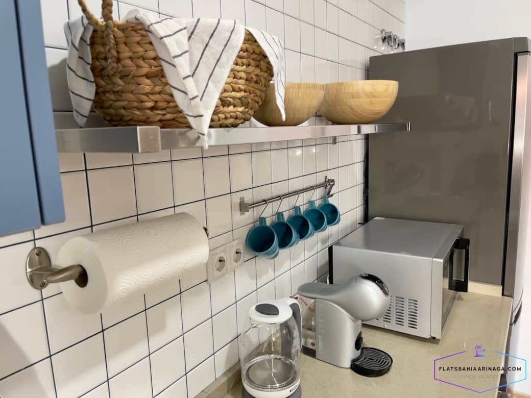 Cocina equipada FlatsBahíaArinaga.com