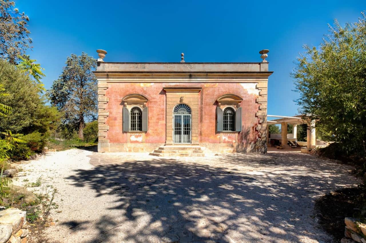Antique Villa