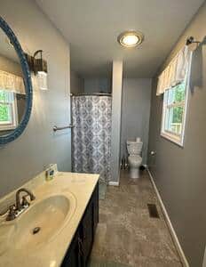Master bathroom with a shower Master bathroom with a shower