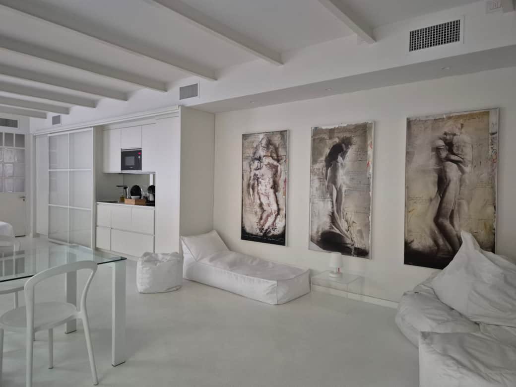 Monolocale indipendente al piano terra del Duo Apartment, con zona notte, cucina e bagno