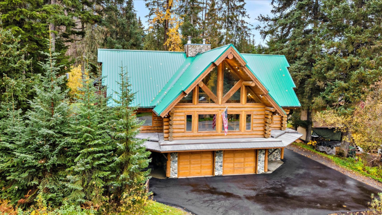 Misty Pines Lodge