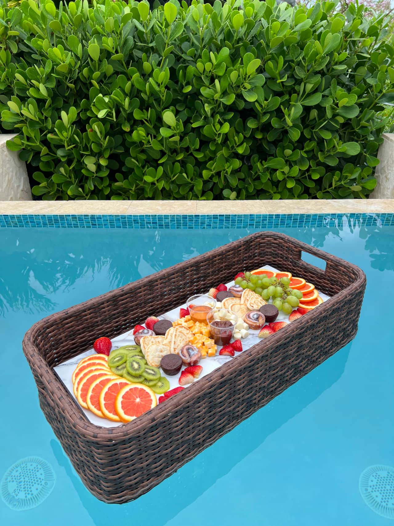Veranera Floating Tray.