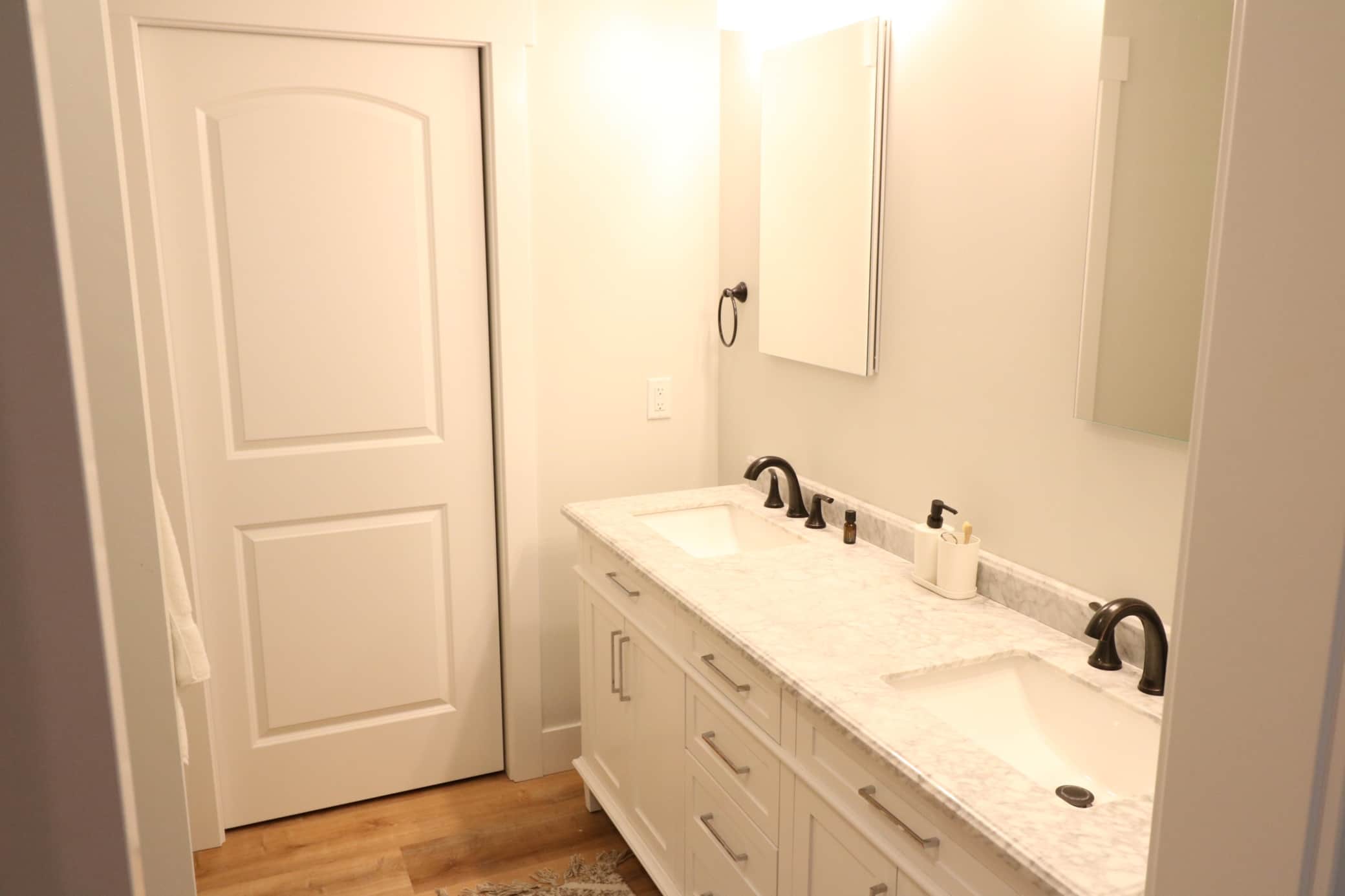 Home Hickory Hill Lake House