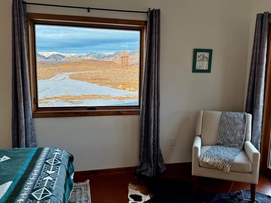 Earhart Cabin Bedroom ~ Incredible Views