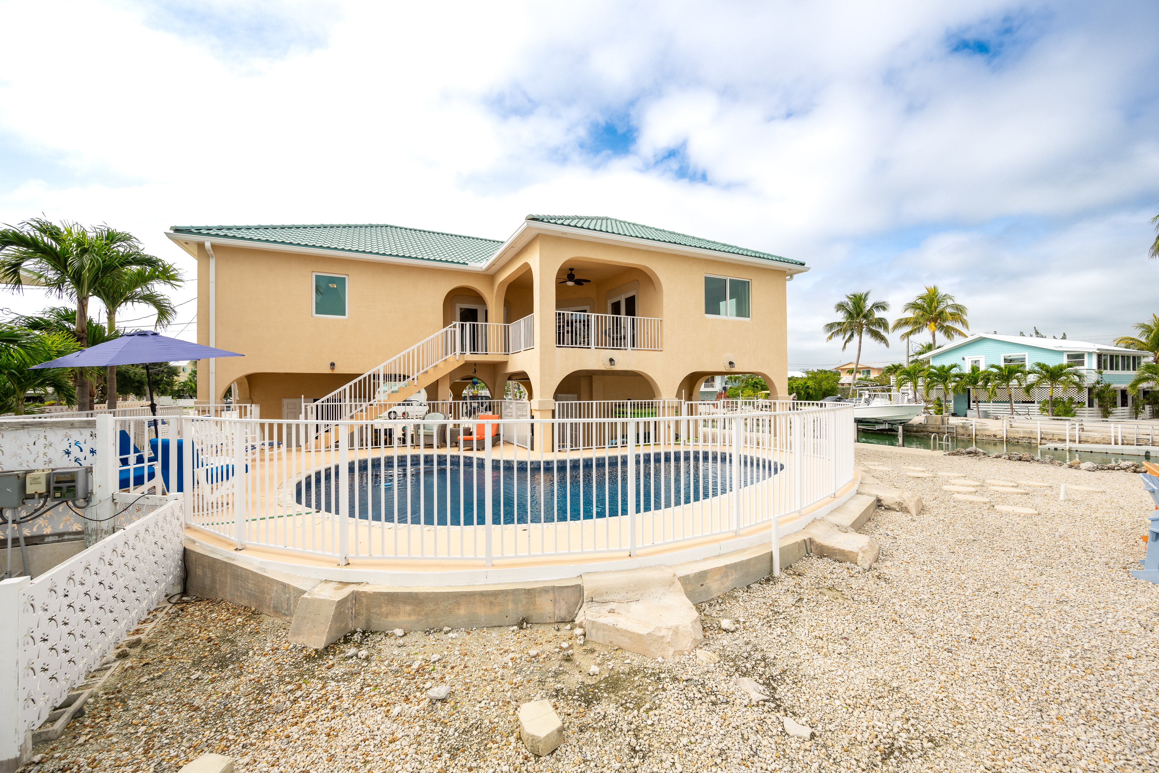 Captain's Quarters