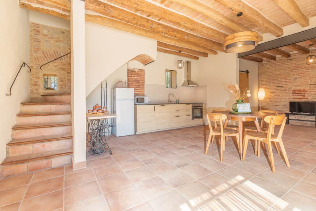 Wohn-/Esszimmer und Küche (Haus 1)