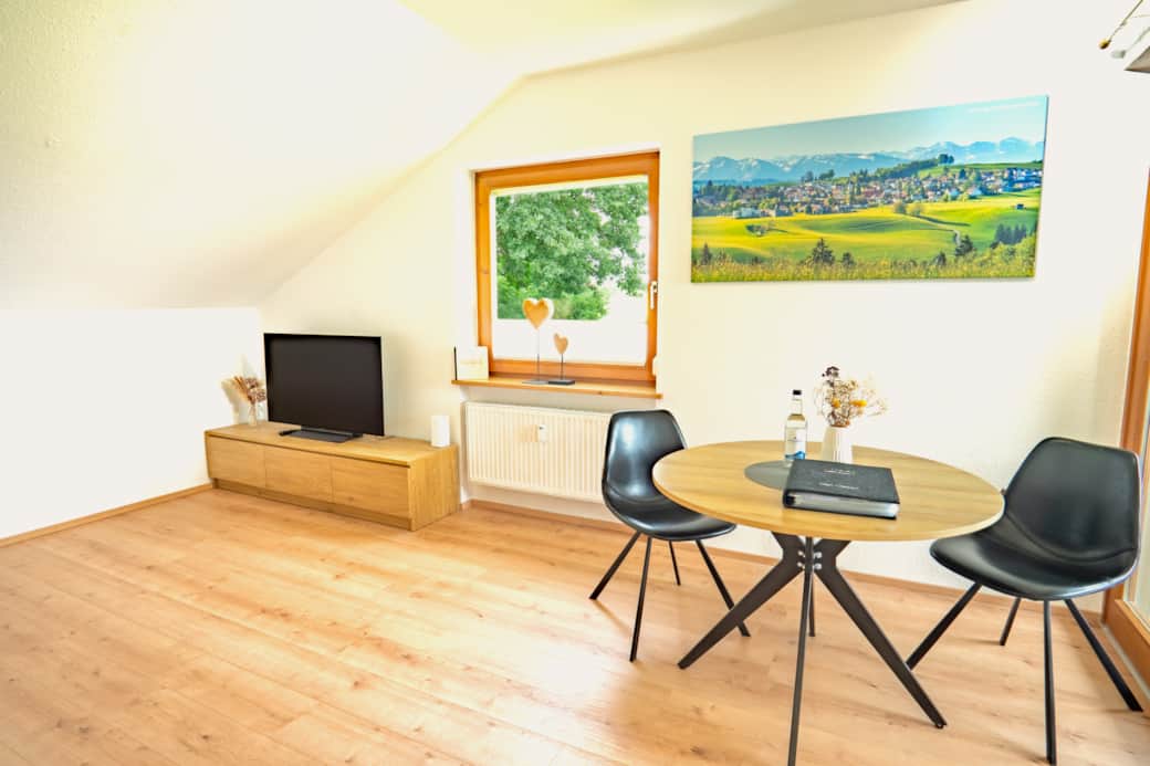 Herzlich willkommen in der Ferienwohnung BergLiebe Herzlich willkommen in der Ferienwohnung BergLiebe