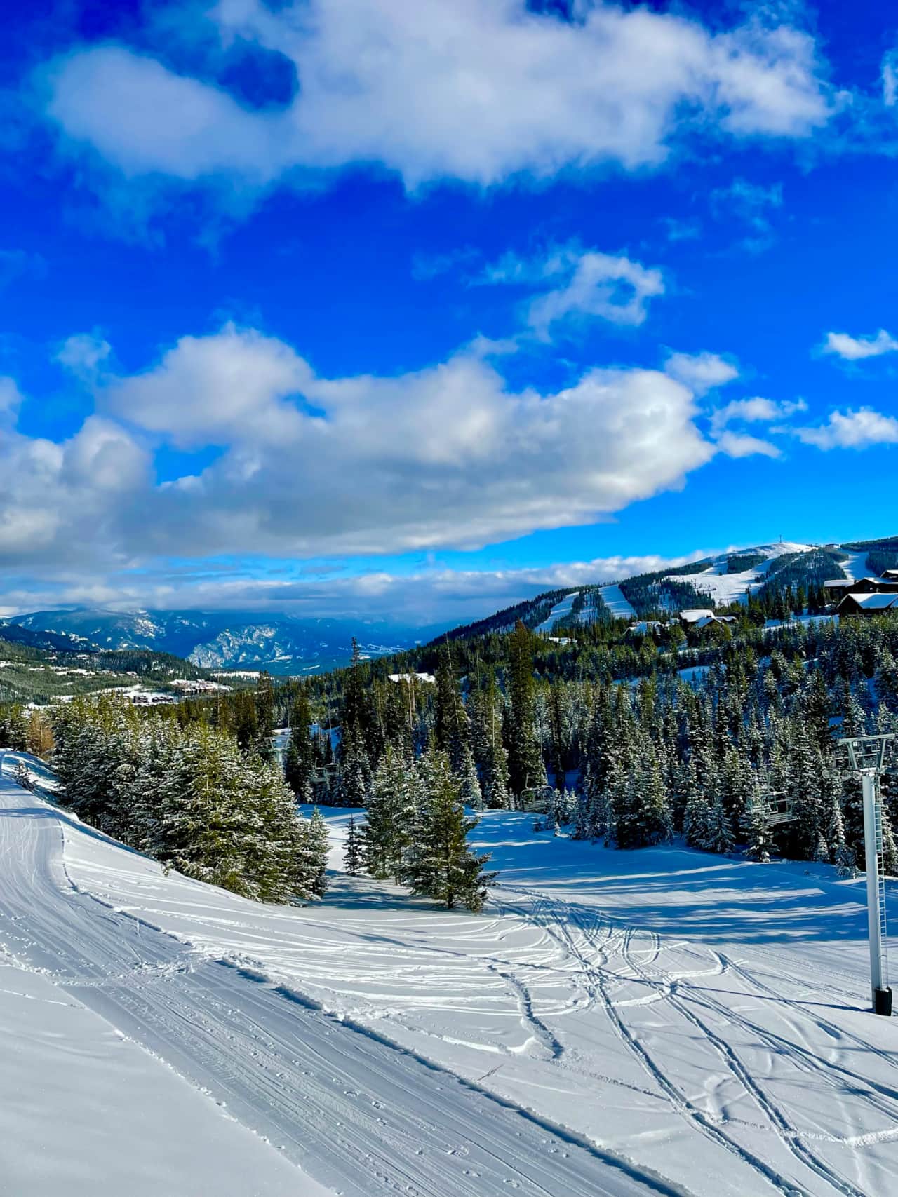 Saddle Ridge Mountain Views