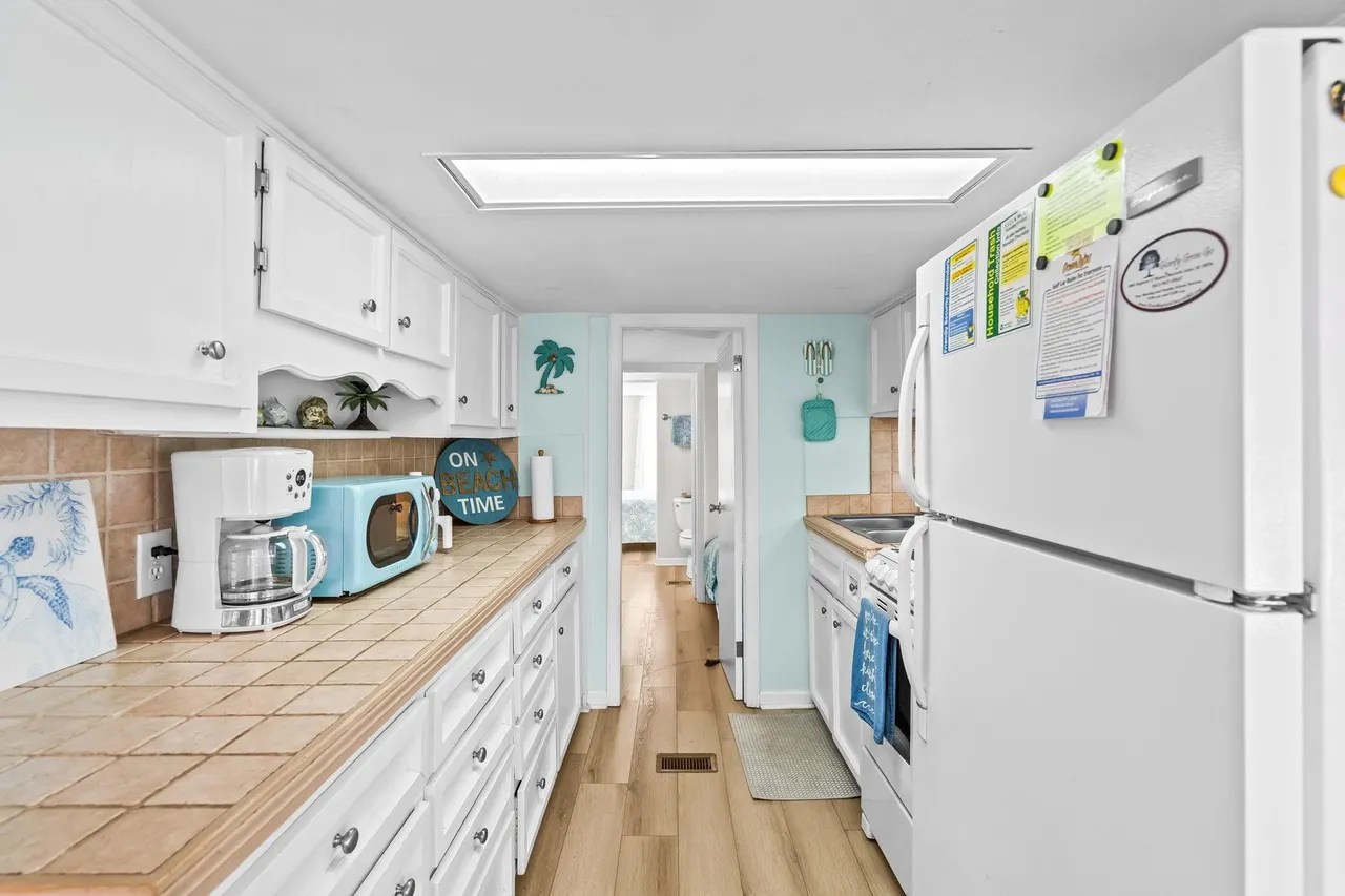 1121 Kitchen 