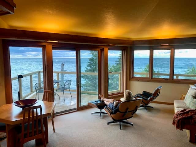 A great place to read a book or just watch thewaves rolling in.