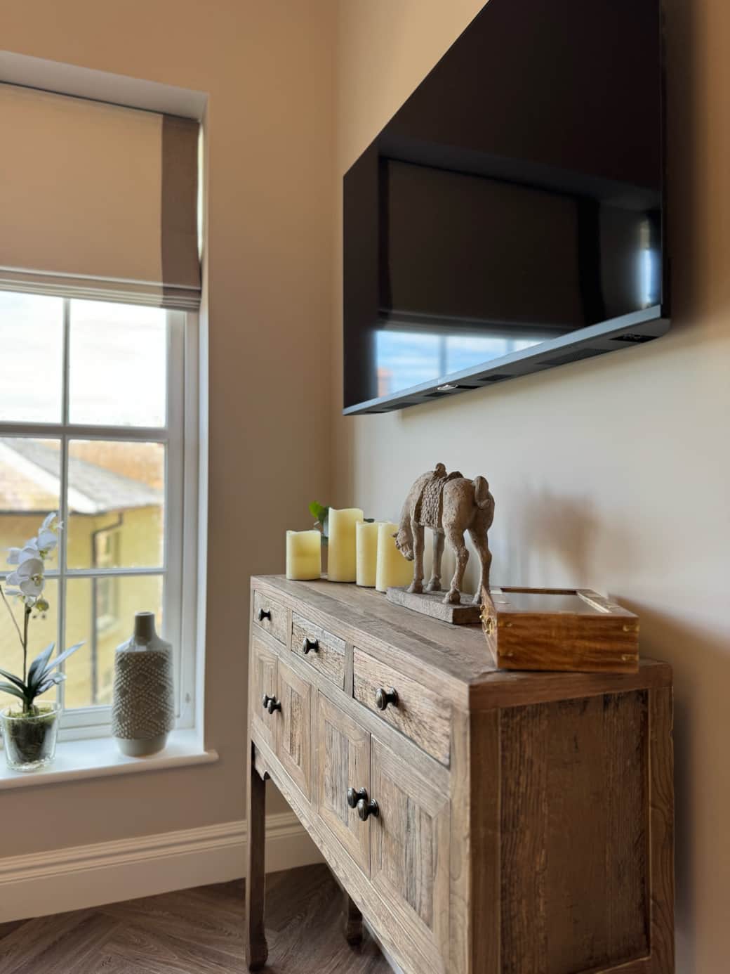 Interior decor