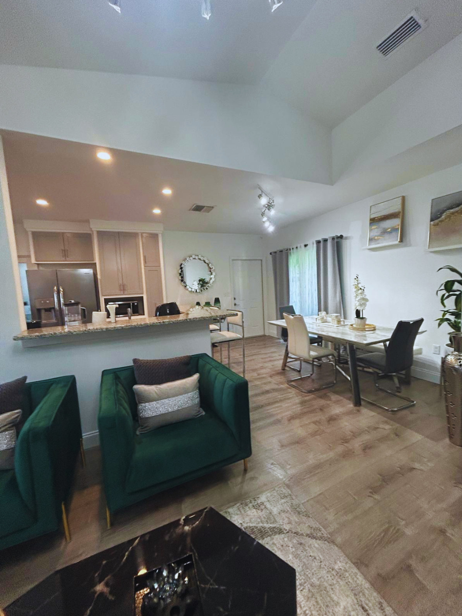 Breakfast bar and elegant dining space for memorable meals. Lakeland, FL