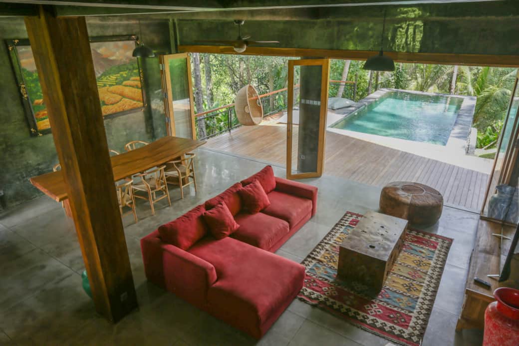 ndoor–outdoor living room perfect for relaxing or entertaining