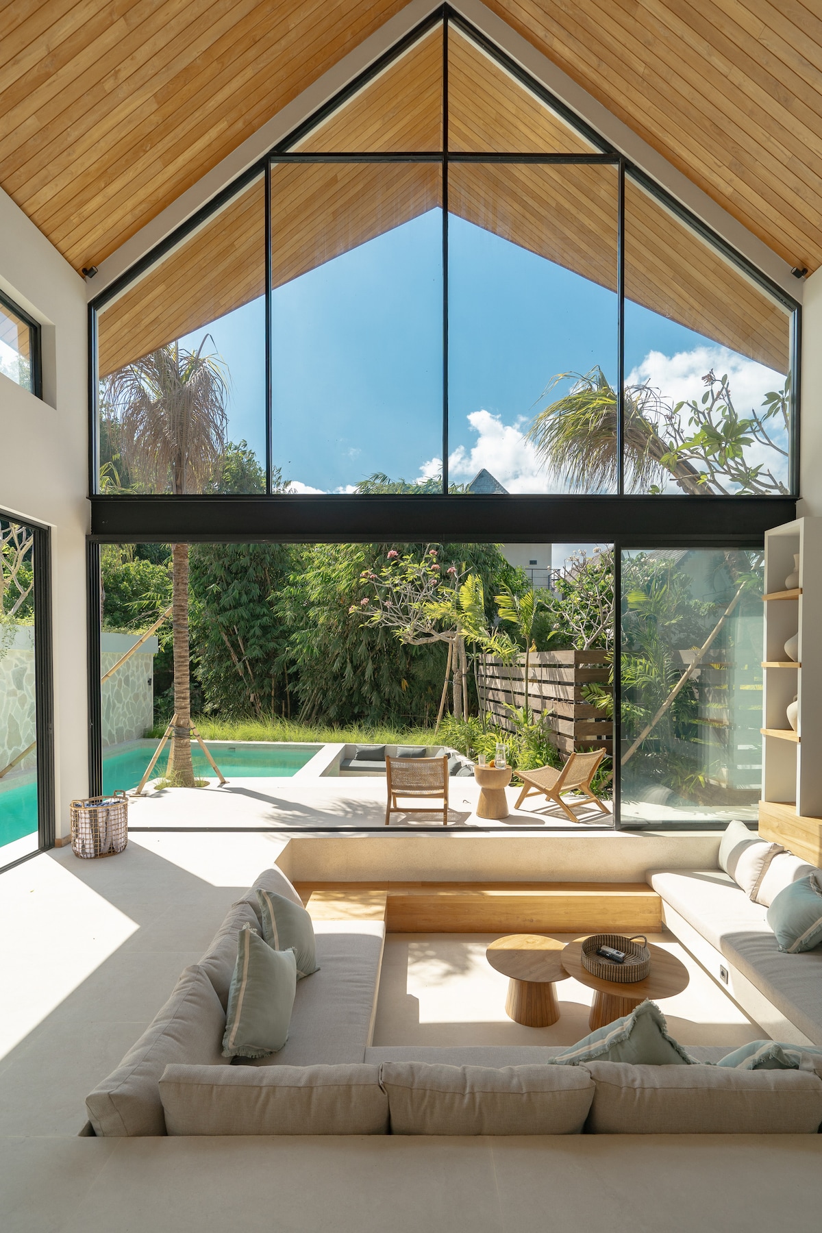 Villa Suri photo 2