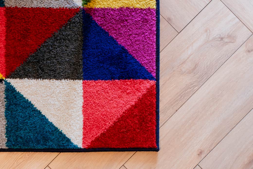 Carpets & decorations