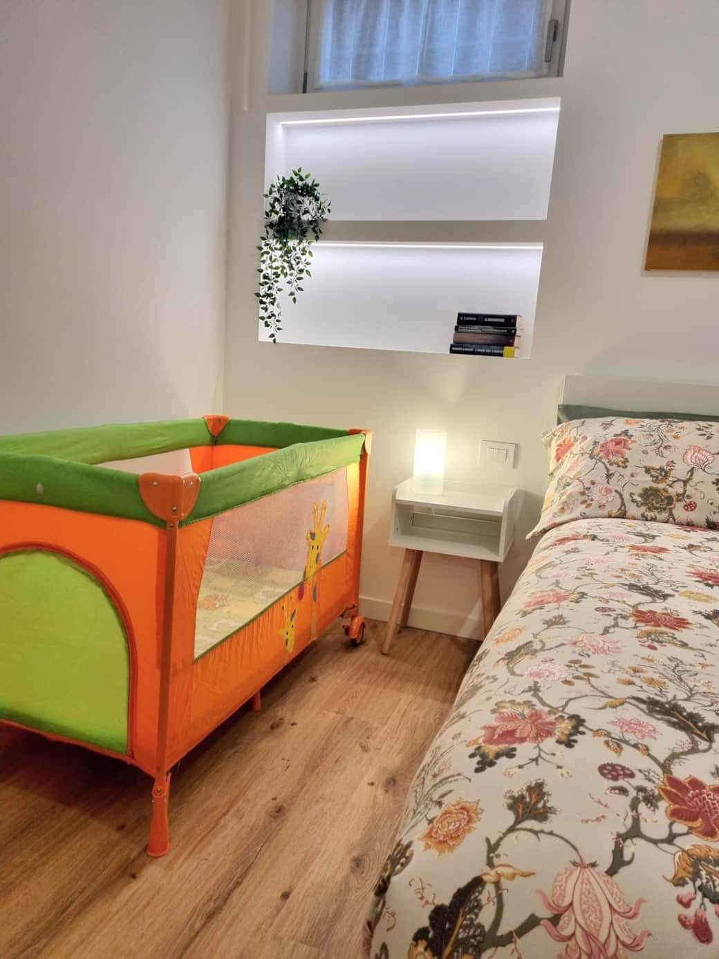 Cot bed