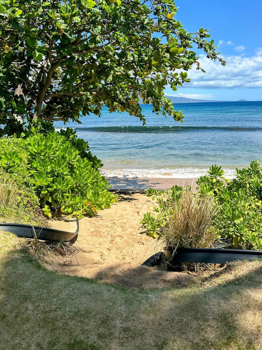 Private beach access for Makani A Kai guests.  Only Condo complex left in Maaleaa that has direct beach access.