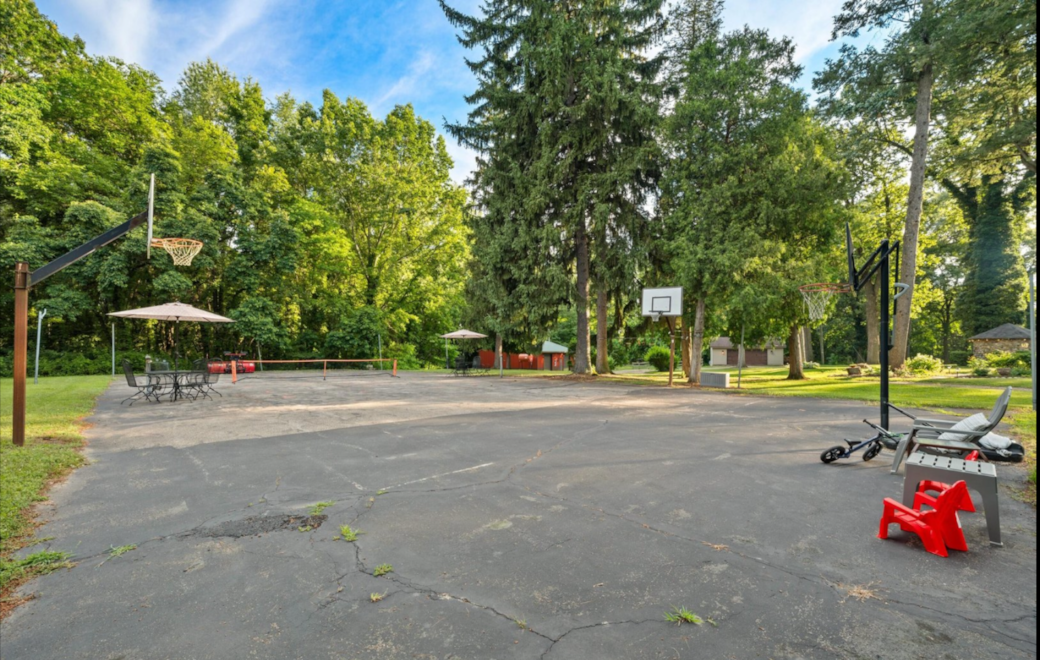 Lodge Sport Court at Brown Lake