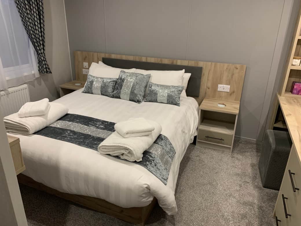 Master Bedroom - King bed